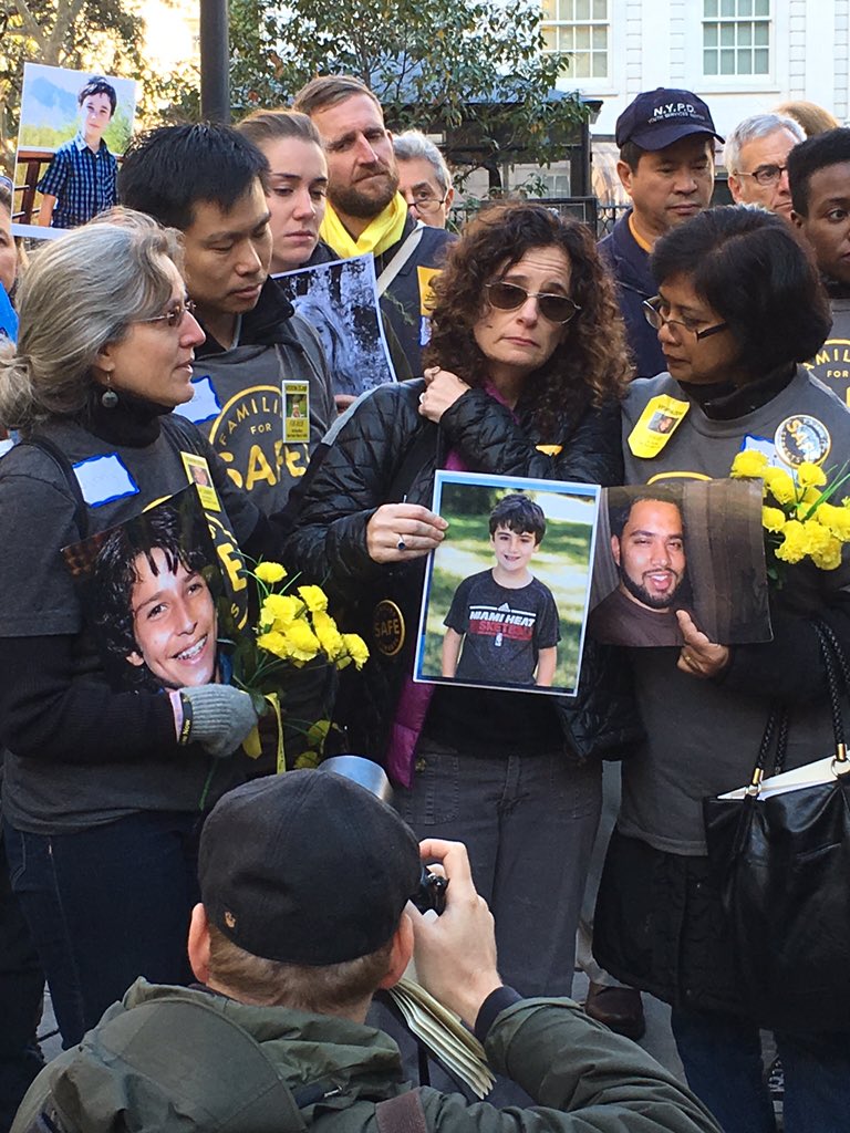 Heroes of NYC. @NYC_SafeStreets #WDR2015 #VisionZero https://t.co/K1uFtshowN