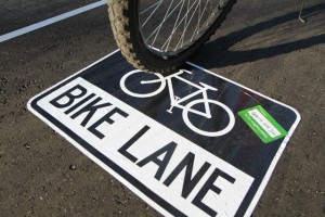 NOLA_rally_lane_close_up_thumb