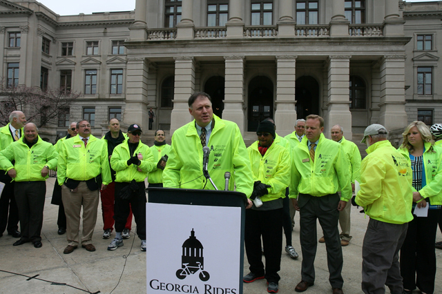 Ga_rides_to_the_capitol