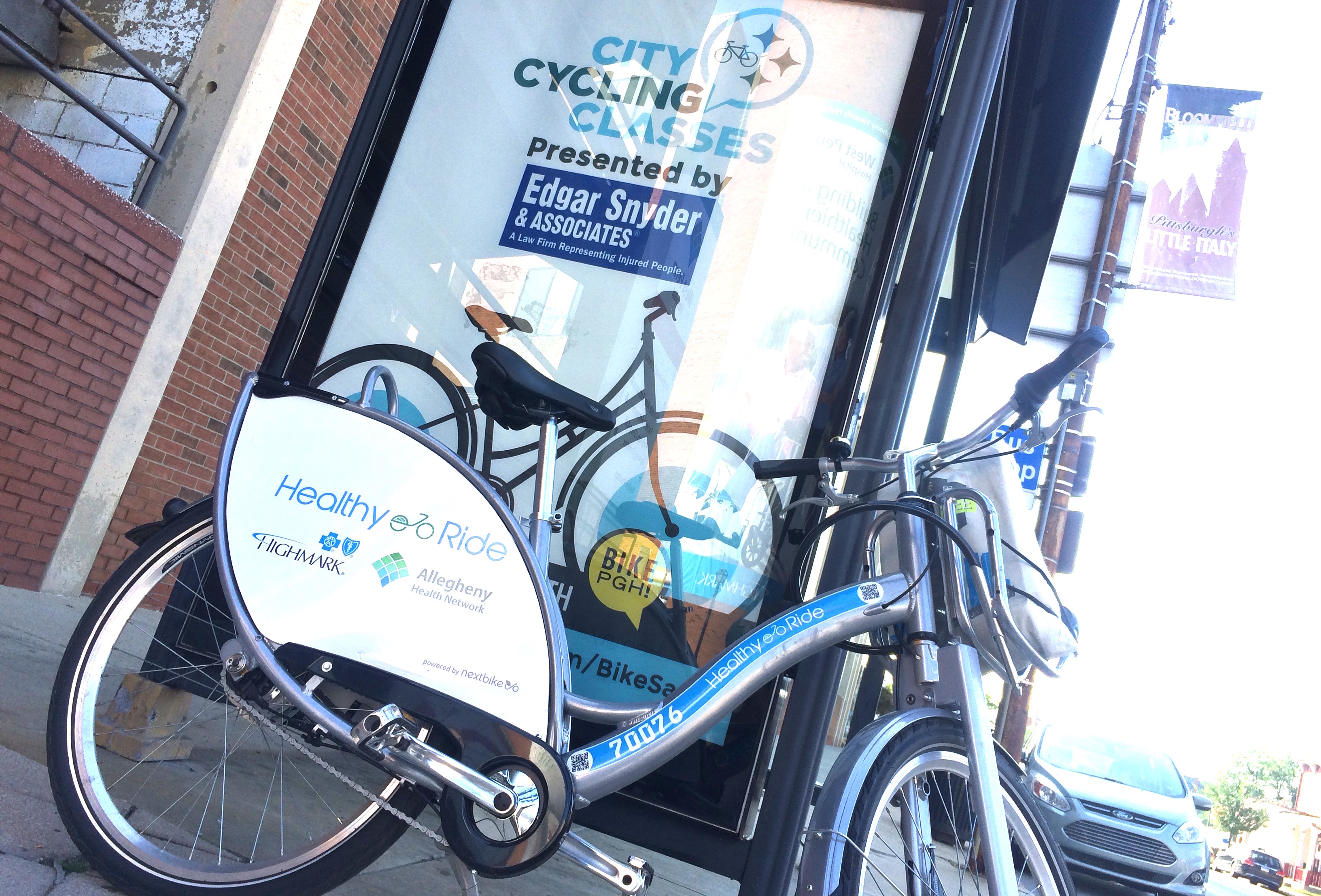 city-cycling-bike-share