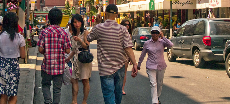 Pedestrian_streetscape